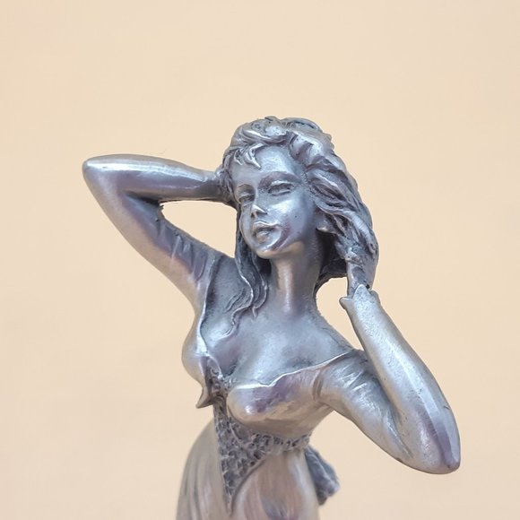 Caroline Pewter Statue Frou-Frou Collection by les Etains Du Prince made in Fran - Picture 10 of 11